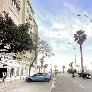 Holidays2malaga Tomas De Echeverria 150 Mts To Beach & High Speed Wifi & Parking Apartamento Málaga